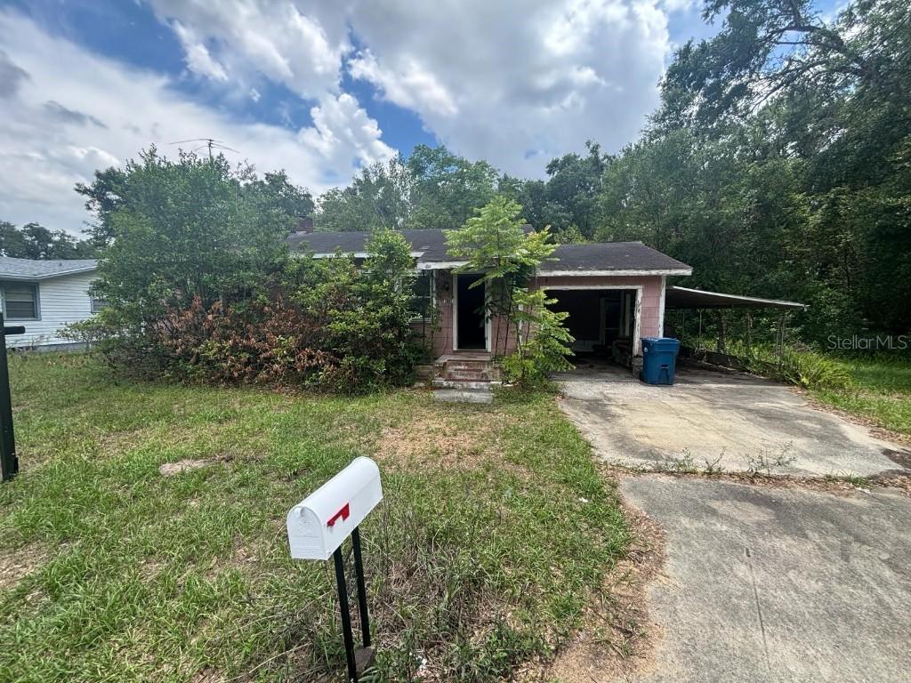 438 E Bennett Ave., Deland, FL 32724