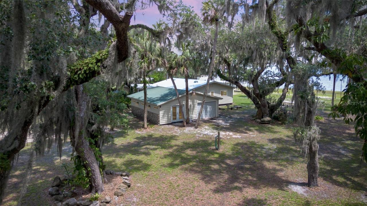 2518 Fort Lane Rd., Geneva, FL 32732