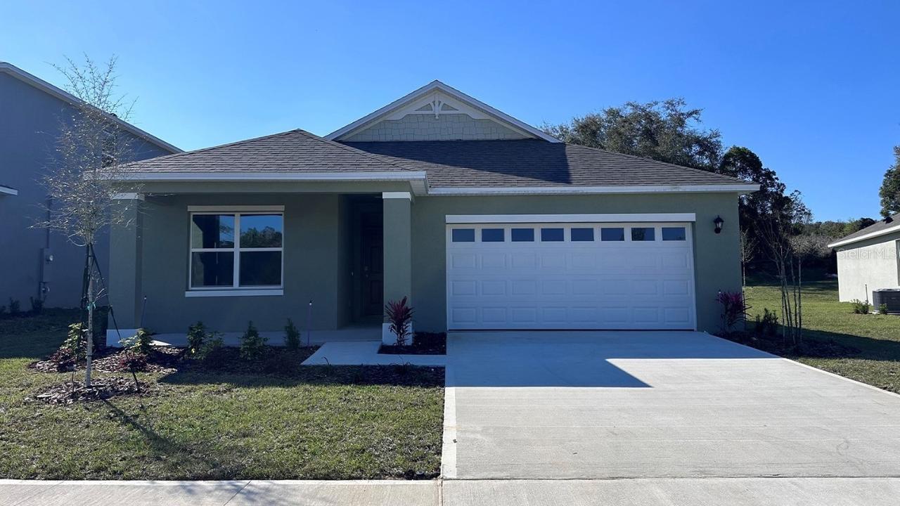220 Taylor Groves St., Lake Wales, FL 33898