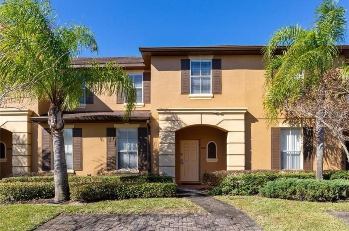 1022 Calabria Ave., Davenport, FL 33897
