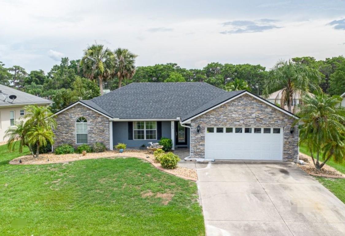 1639 N Yellow Brick Rd., Astor, FL 32102