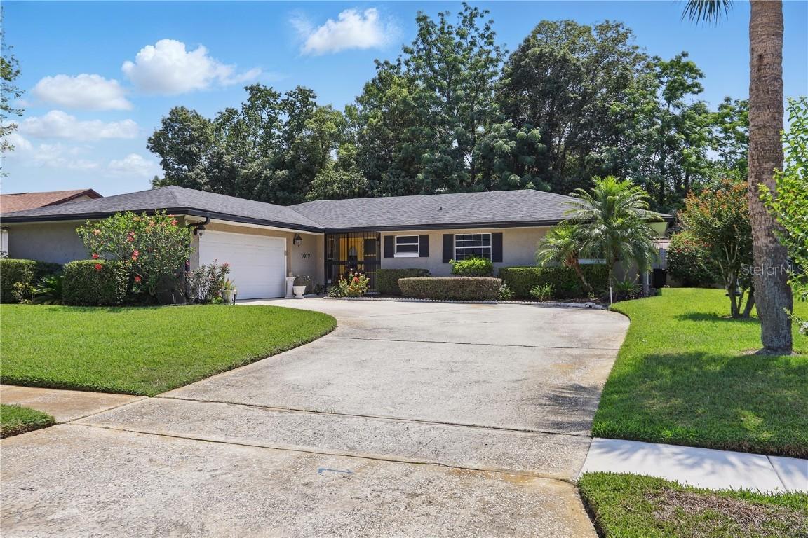 1017 Manchester Cir., Winter Park, FL 32792