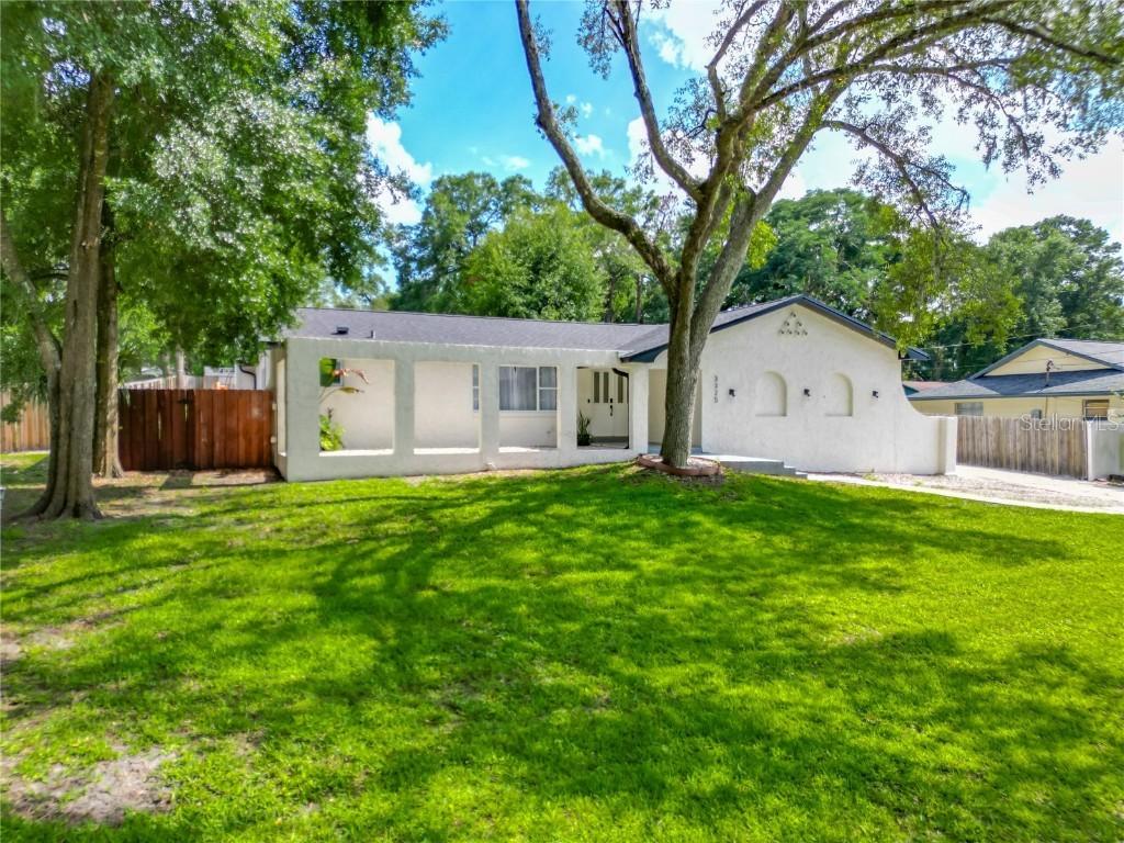 3325 Horseshoe Dr., Longwood, FL 32779