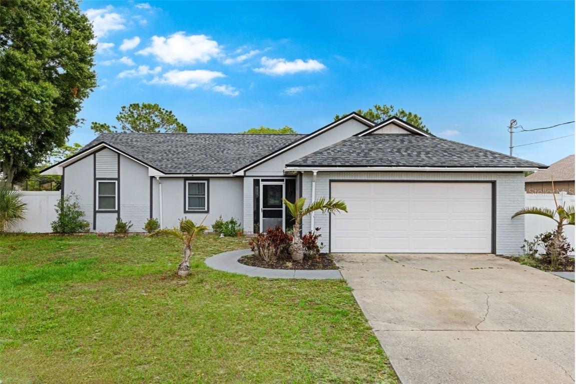 2916 Maldive Ct., Deltona, FL 32738