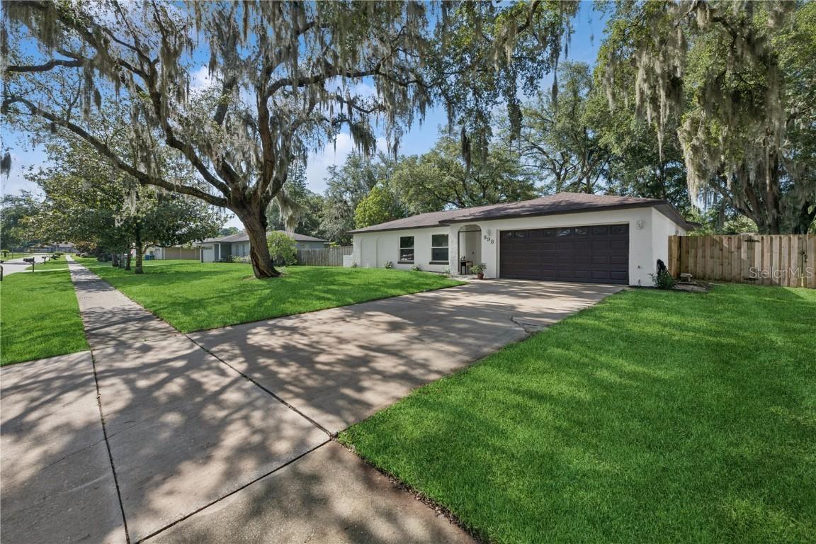 898 Shed St., Oviedo, FL 32765