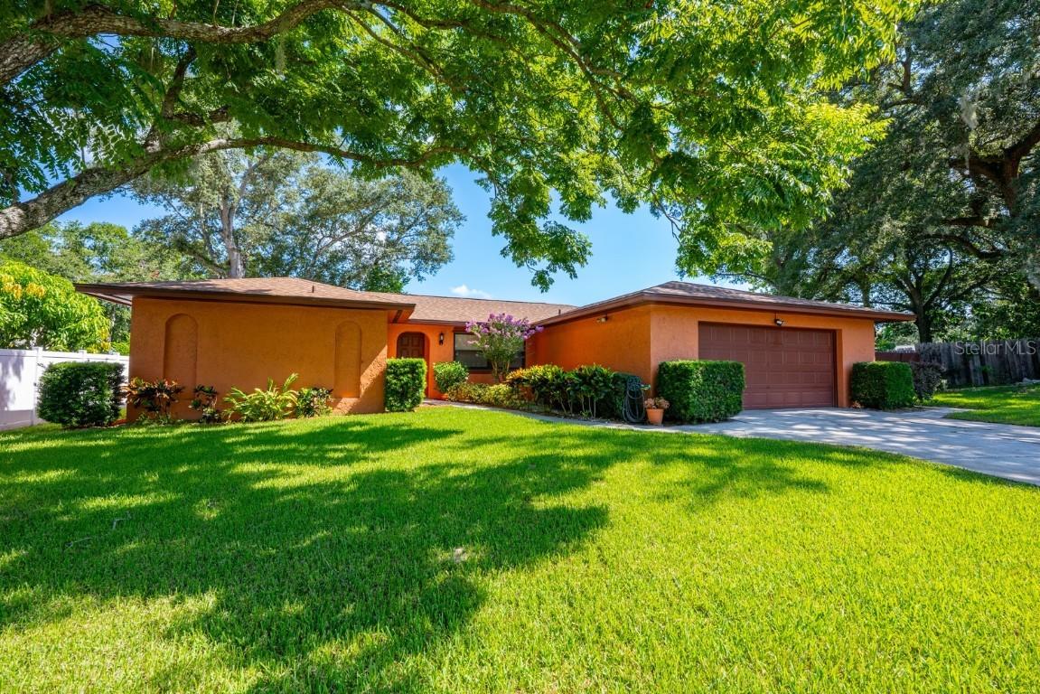 625 Mockingbird Ln., Altamonte Springs, FL 32714