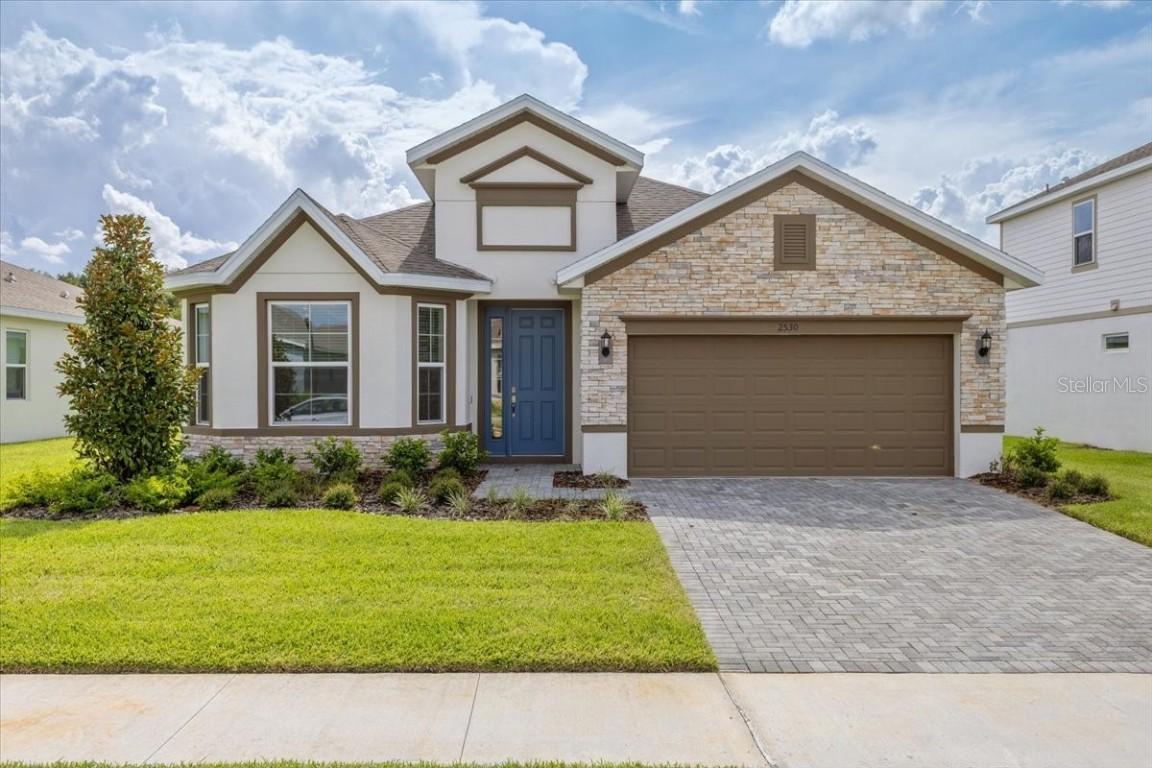 2530 Raghav Tr., Tavares, FL 32778