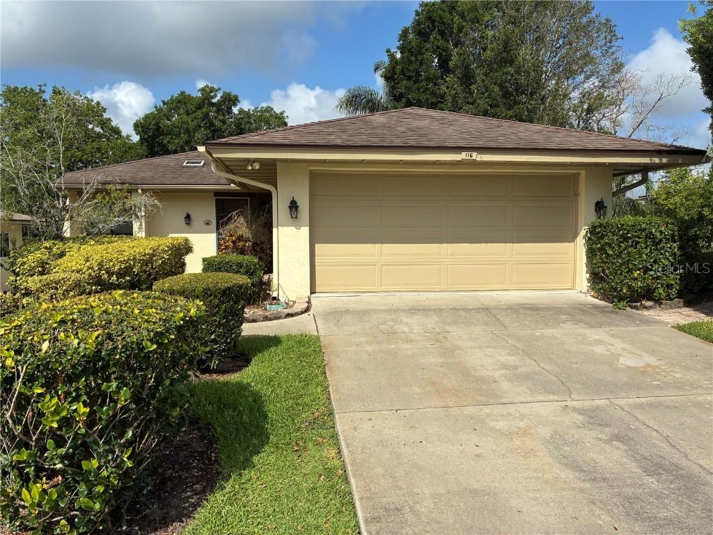 116 Oakmont Ln., New Smyrna Beach, FL 32168