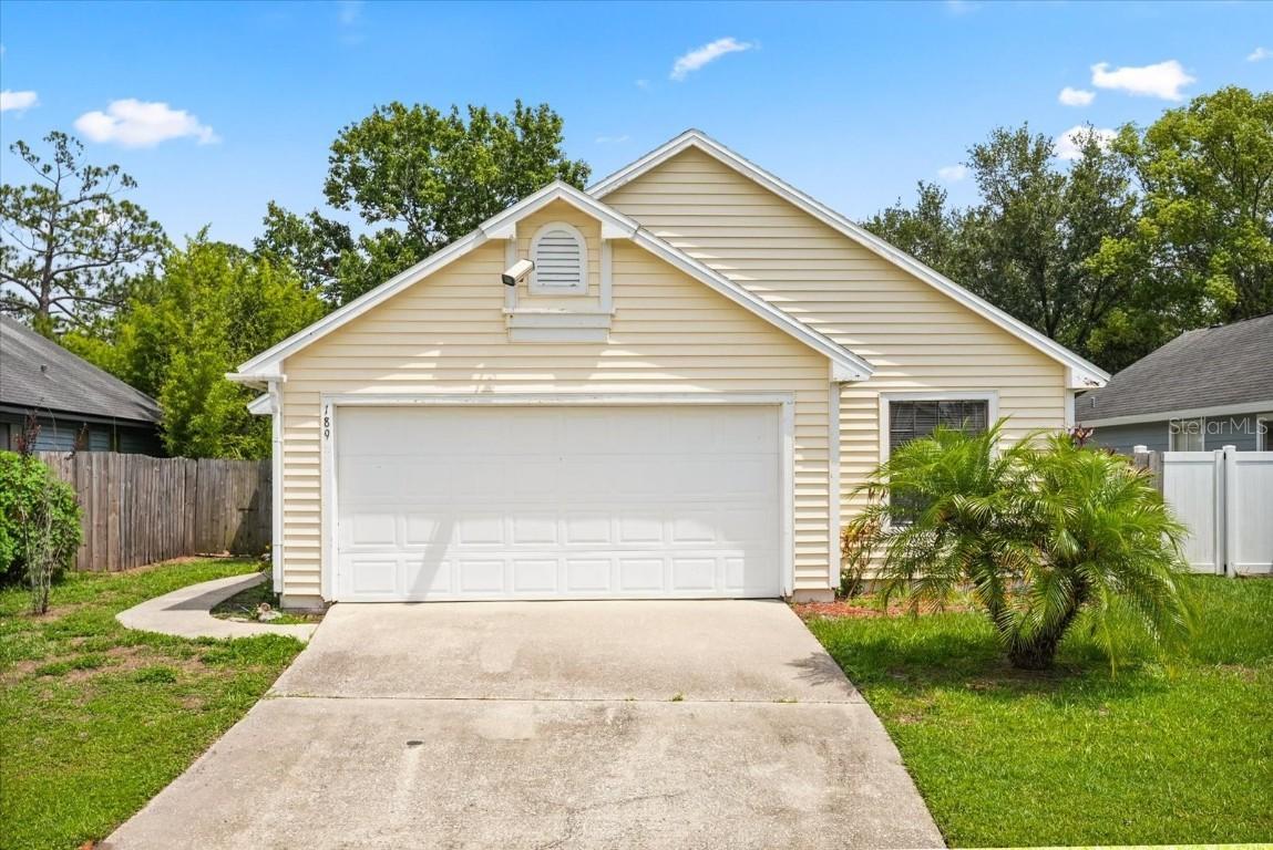 189 Lakeside Cir., Sanford, FL 32773