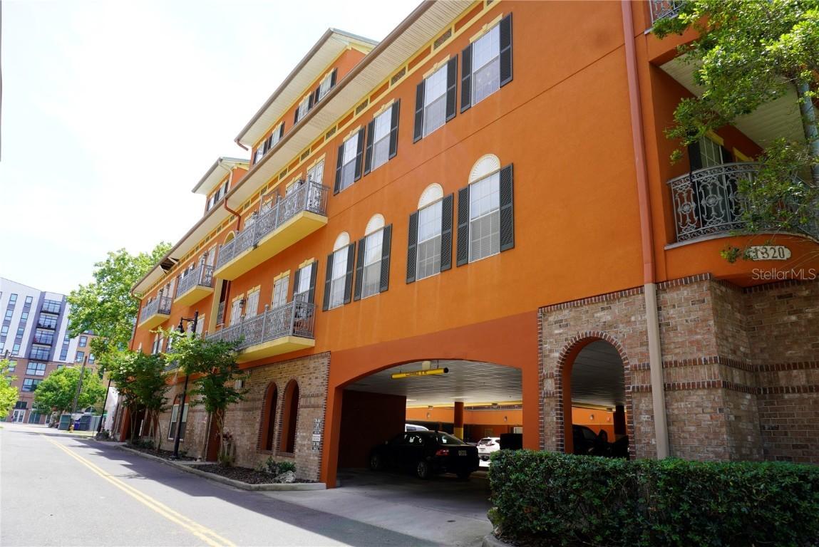 1320 NW 3rd Ave. #238, Gainesville, FL 32603