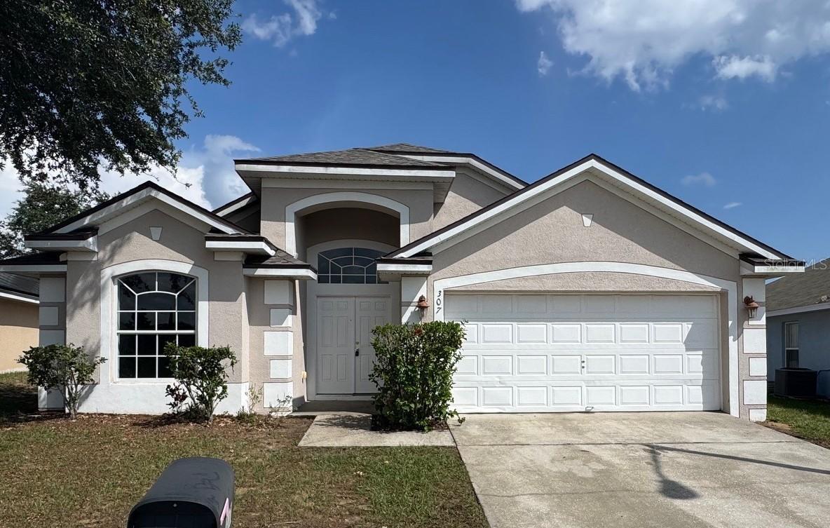 307 Dalton Ct., Davenport, FL 33897