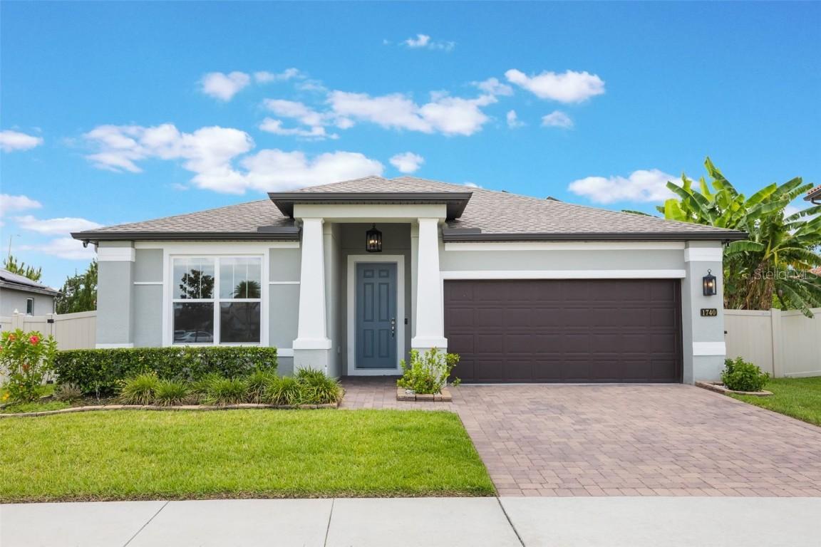 1740 Standing Rock Cir., Oakland, FL 34787