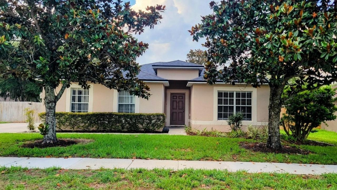 2555 Palmetto Ridge Cir., Apopka, FL 32712
