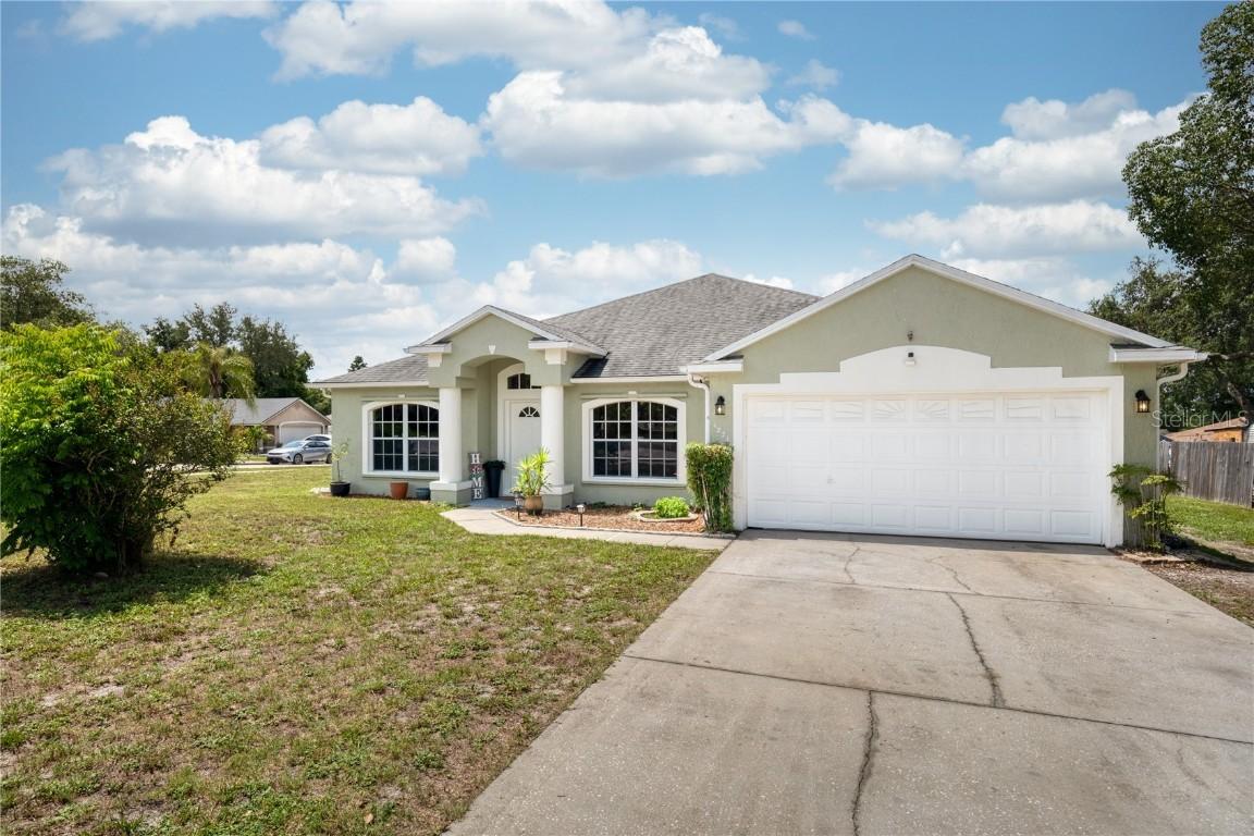 1221 N Brickell Dr., Deltona, FL 32725