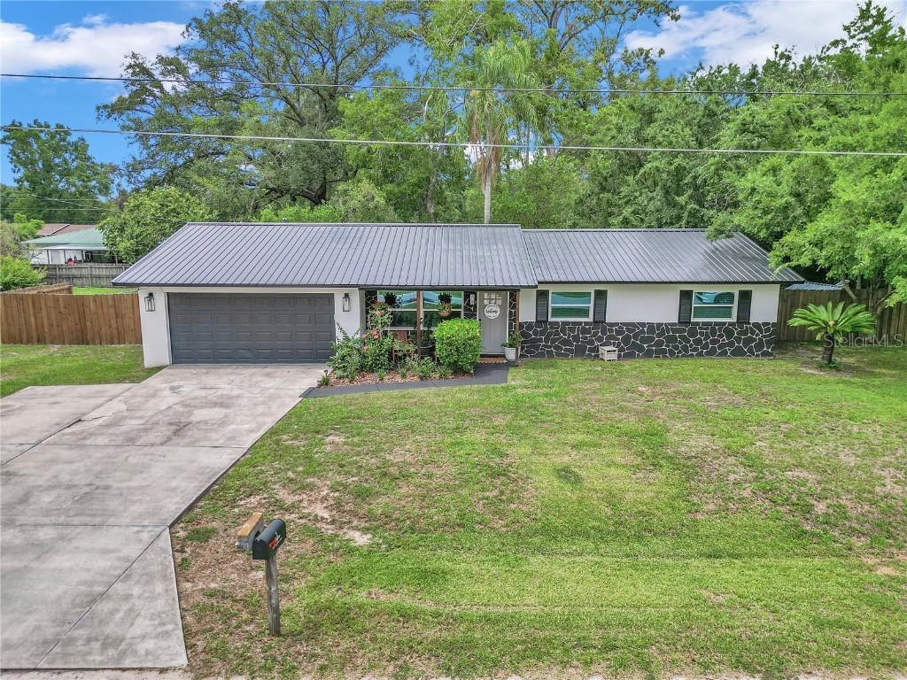 2105 NE 50th Pl., Ocala, FL 34479