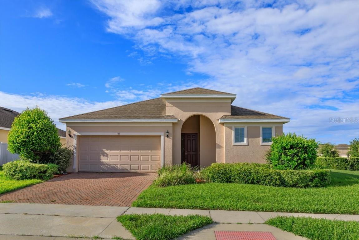 147 Seville Dr., Davenport, FL 33837