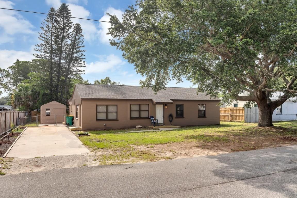 1342 Gary Dr., Merritt Island, FL 32952