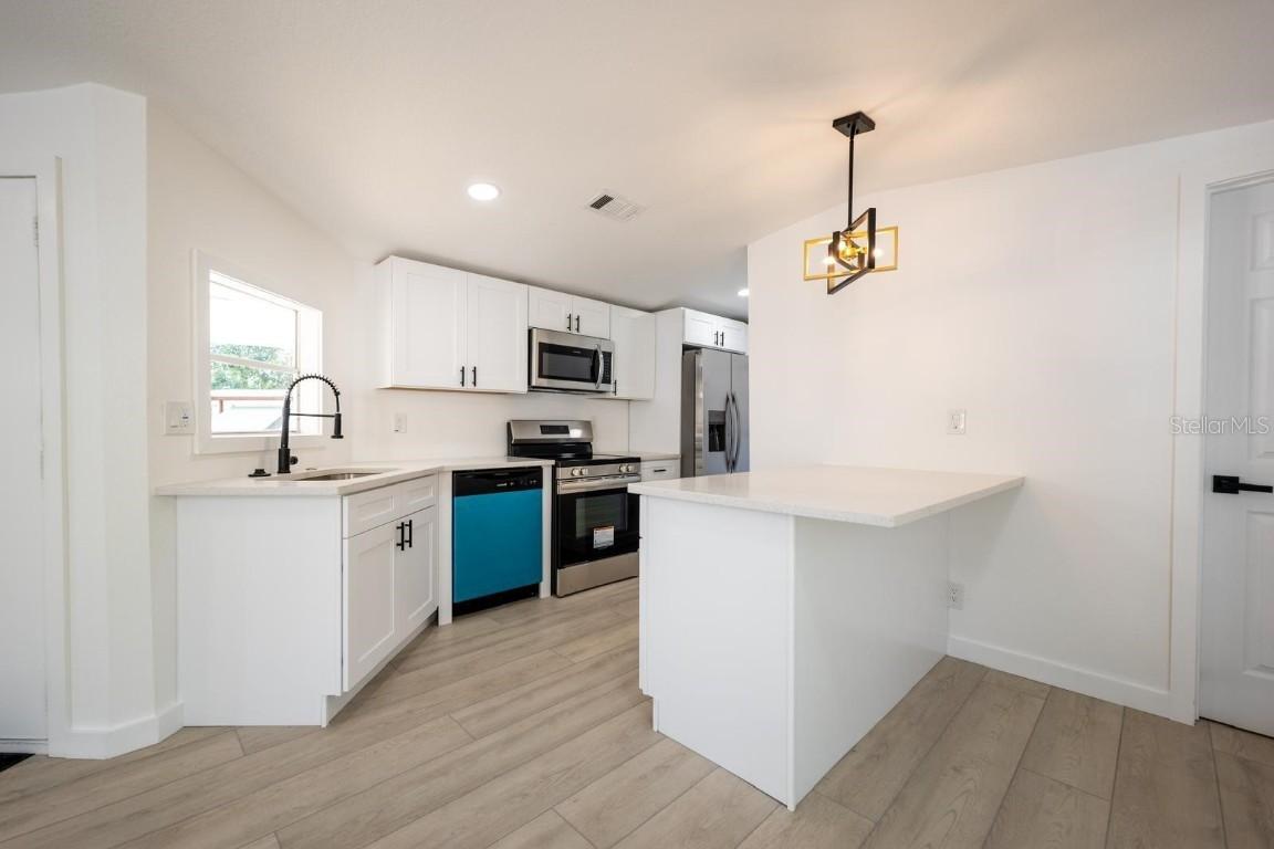 5907 Sussex Ct., Tampa, FL 33615