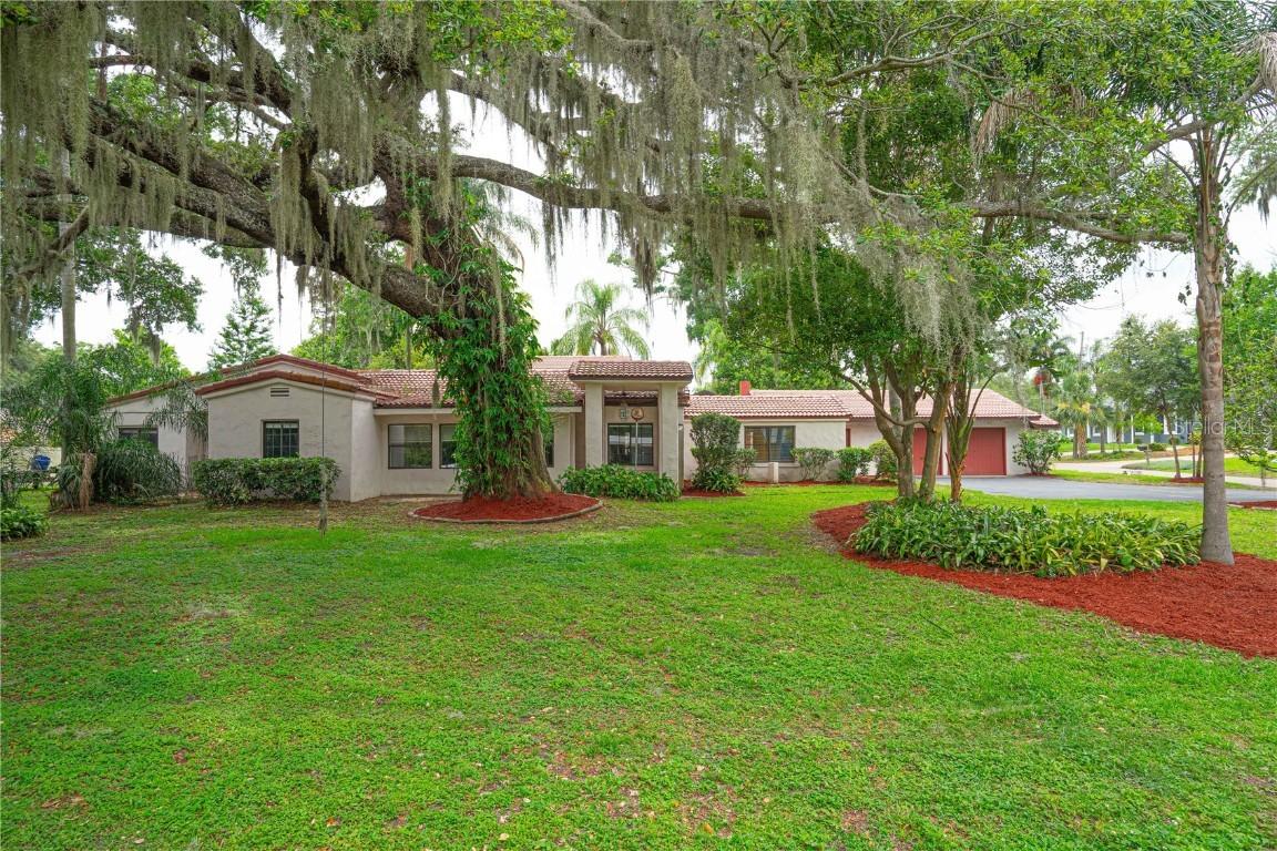 4420 Conway Gardens Rd., Orlando, FL 32806