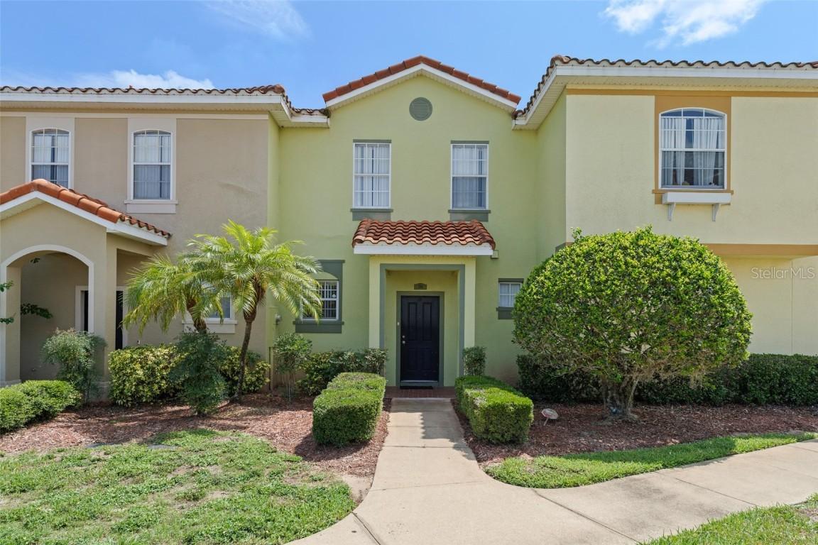 214 Monroe Cir., Davenport, FL 33896