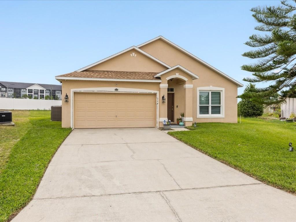 204 Cotswold Cir., Davenport, FL 33837