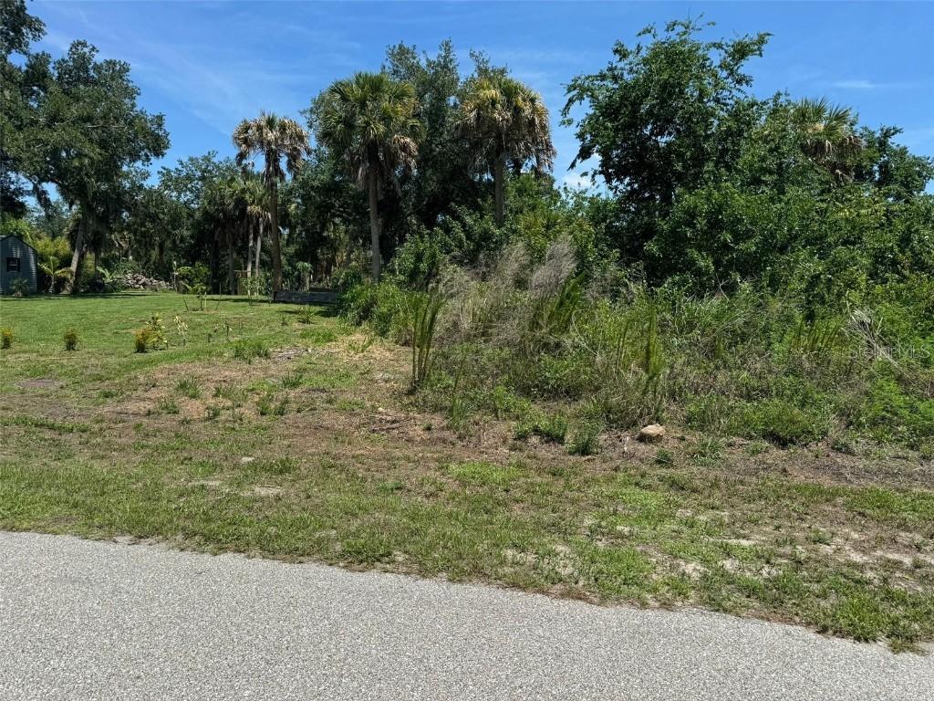* Namatka Ave. #21, North Port, FL 34288