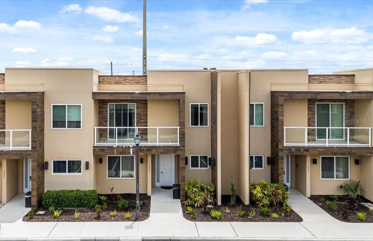 3235 Brasilia Ave., Kissimmee, FL 34747