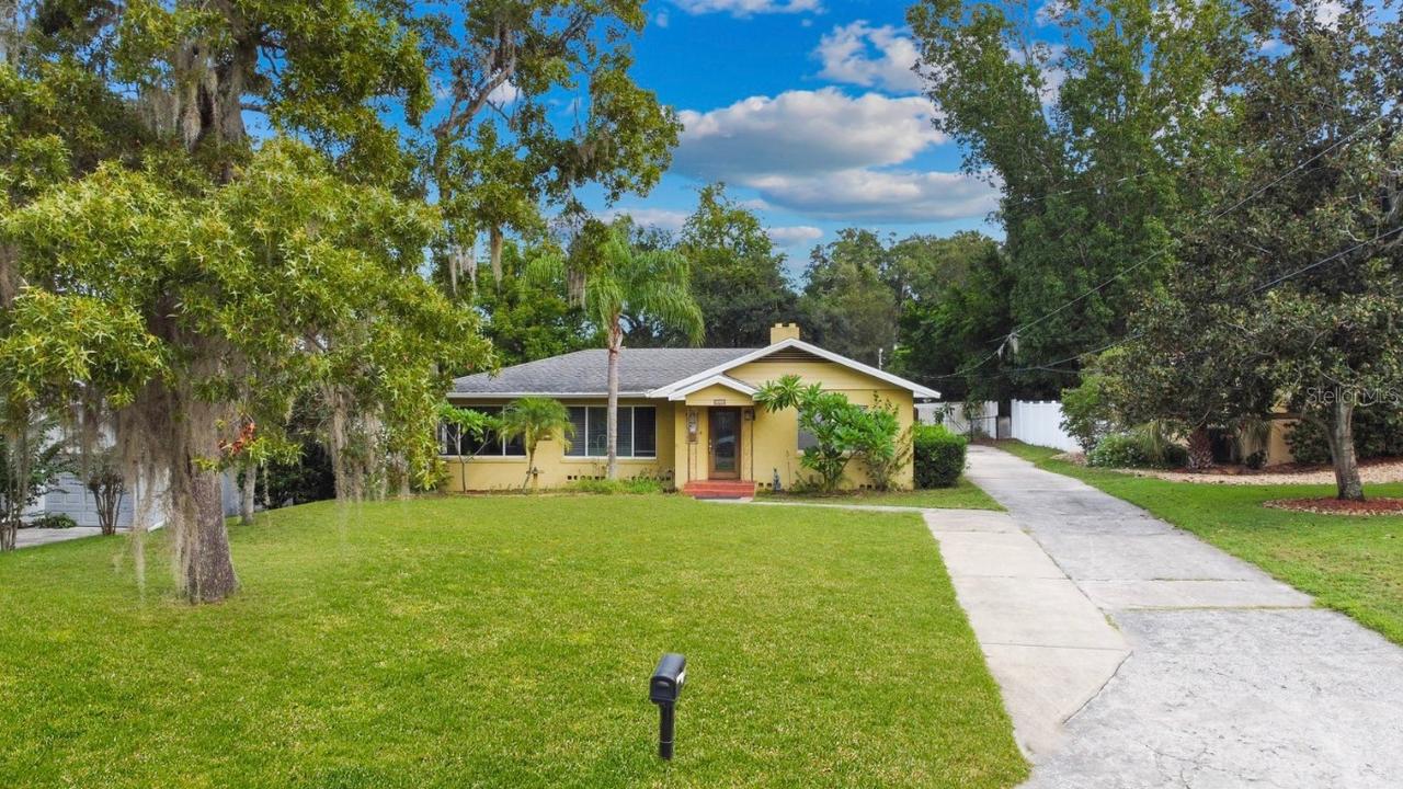 328 E Minnehaha Ave., Clermont, FL 34711