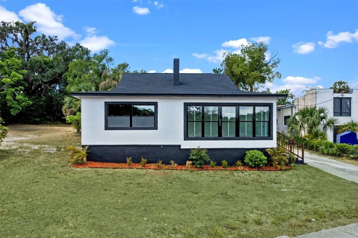 209 N 14th St., Leesburg, FL 34748