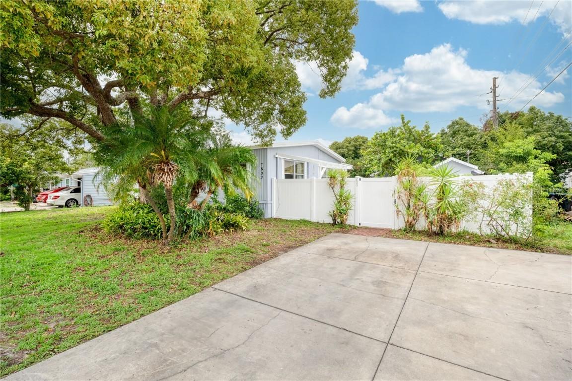 7533 Charlin Pkwy., Orlando, FL 32822