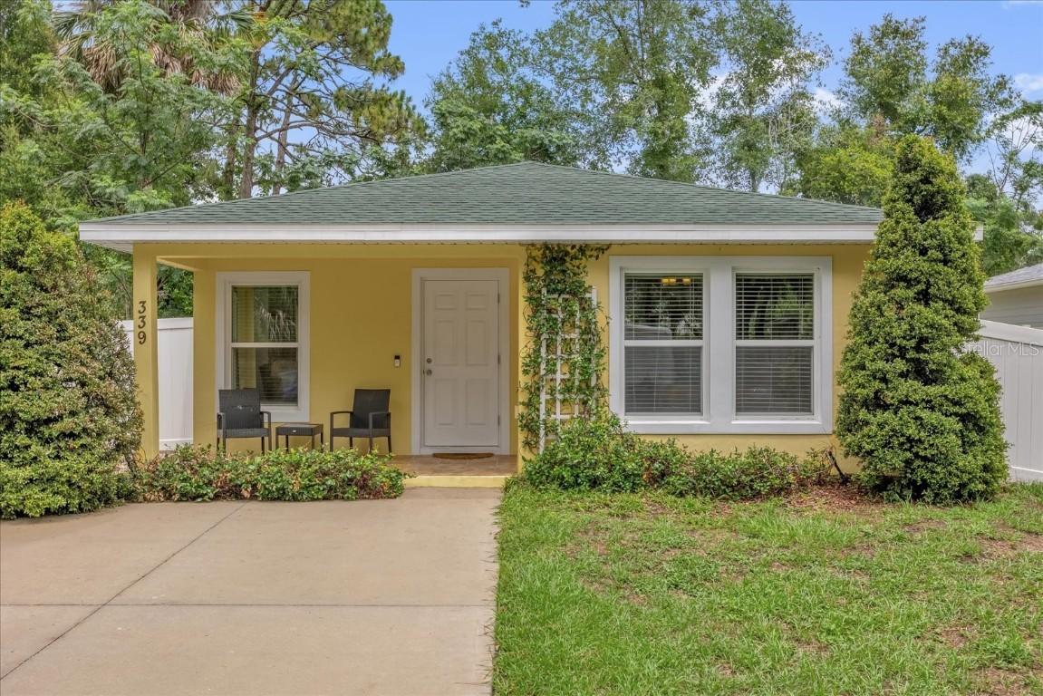 339 Chinaberry Ave., Oviedo, FL 32765