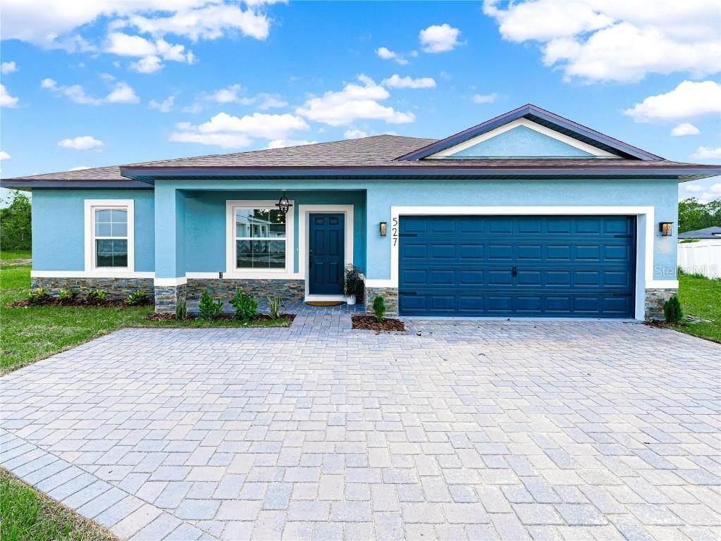 527 Rio Grande Dr., Poinciana, FL 34759