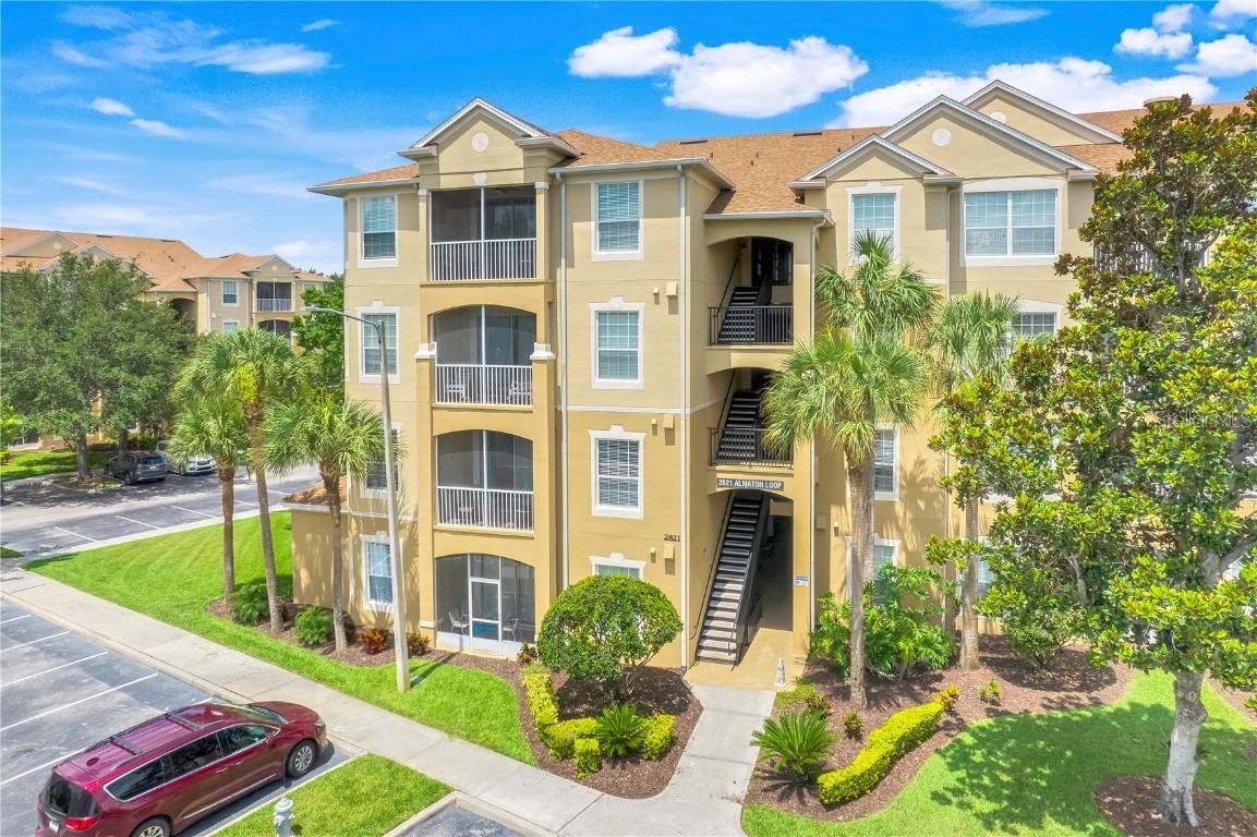 2821 Almaton Loop #105, Kissimmee, FL 34747