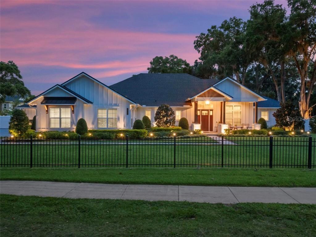340 Lakeview Rd., Winter Garden, FL 34787