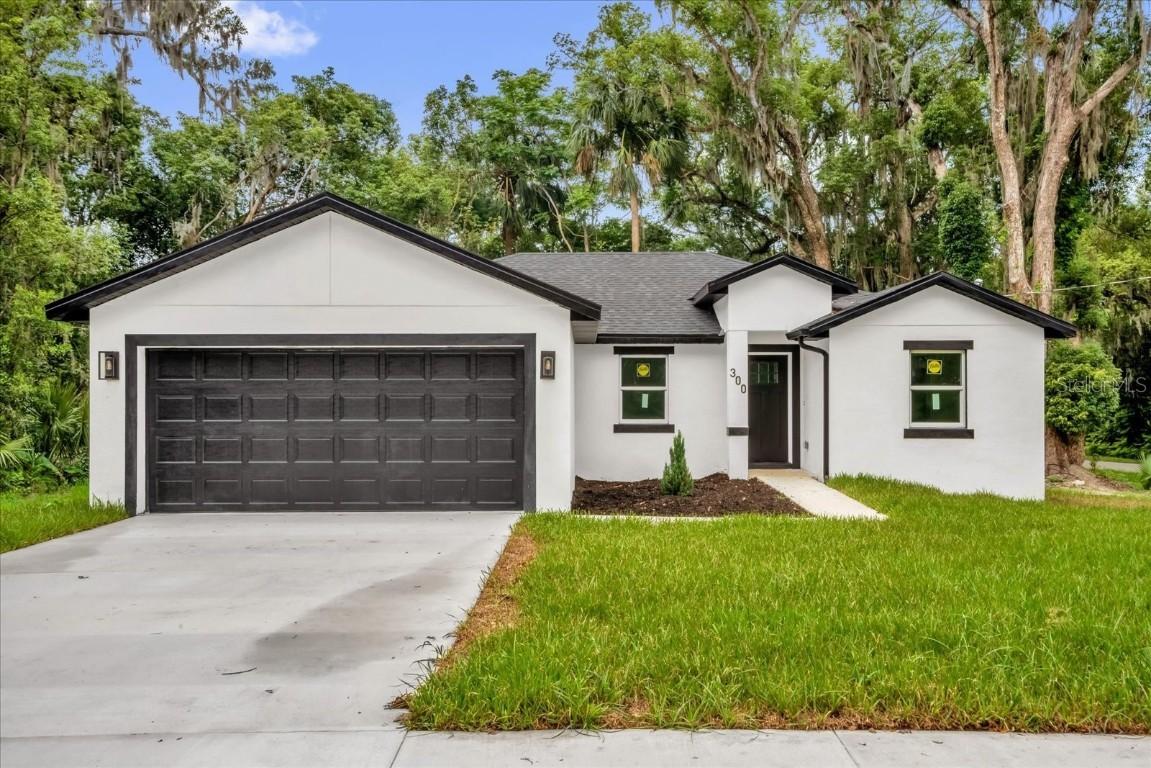 300 Cherokee Ave., Orange City, FL 32763