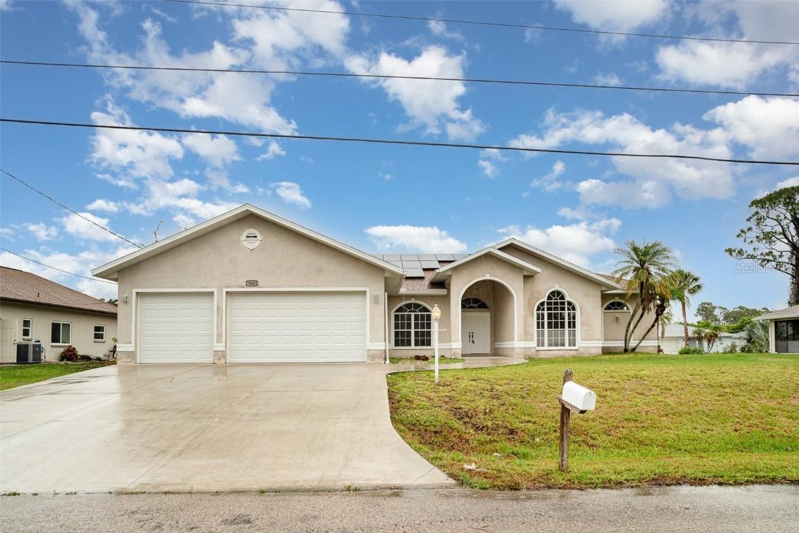 924 Texas St., Englewood, FL 34223