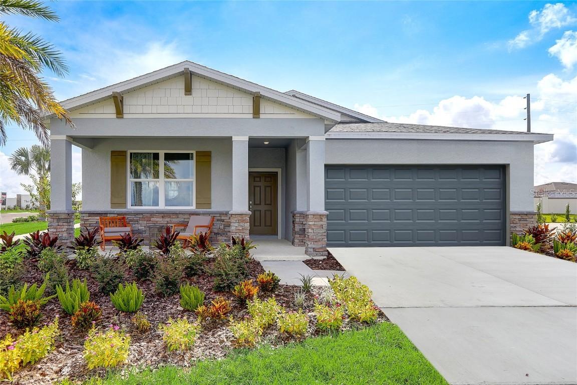 427 Shoreview Sands Ave., Mascotte, FL 34753