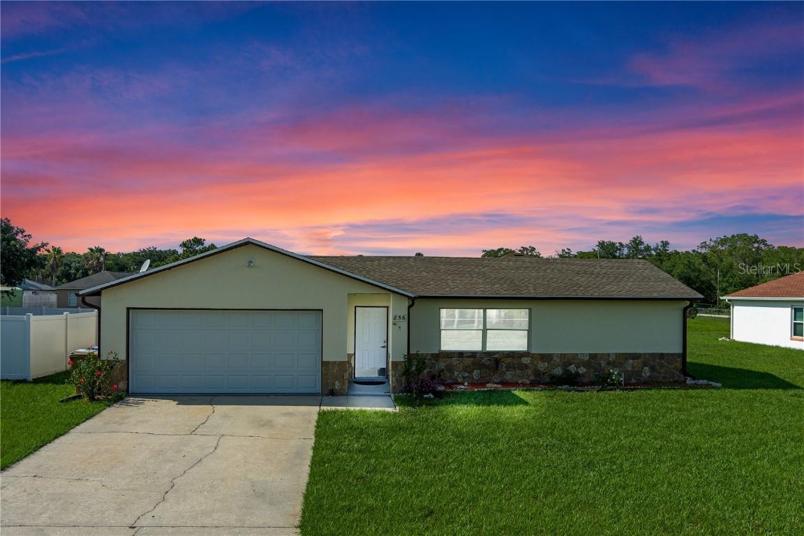 856 Mendoza Dr., Kissimmee, FL 34758