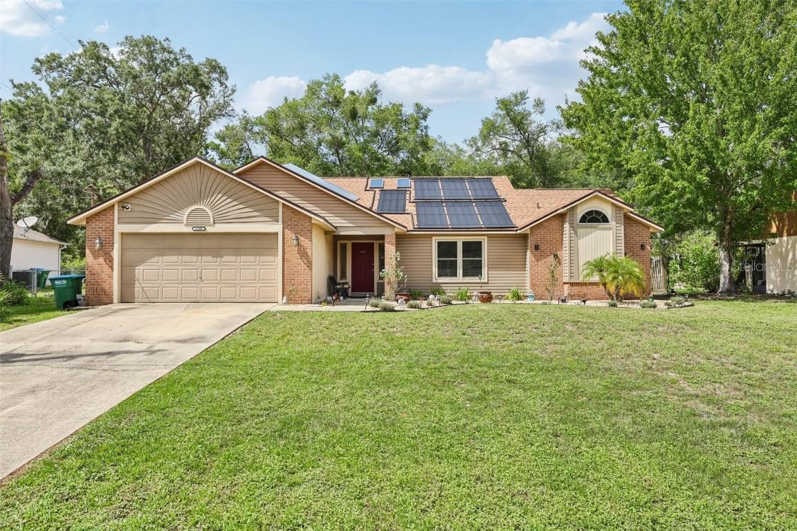 2180 Captain Dr., Deltona, FL 32738