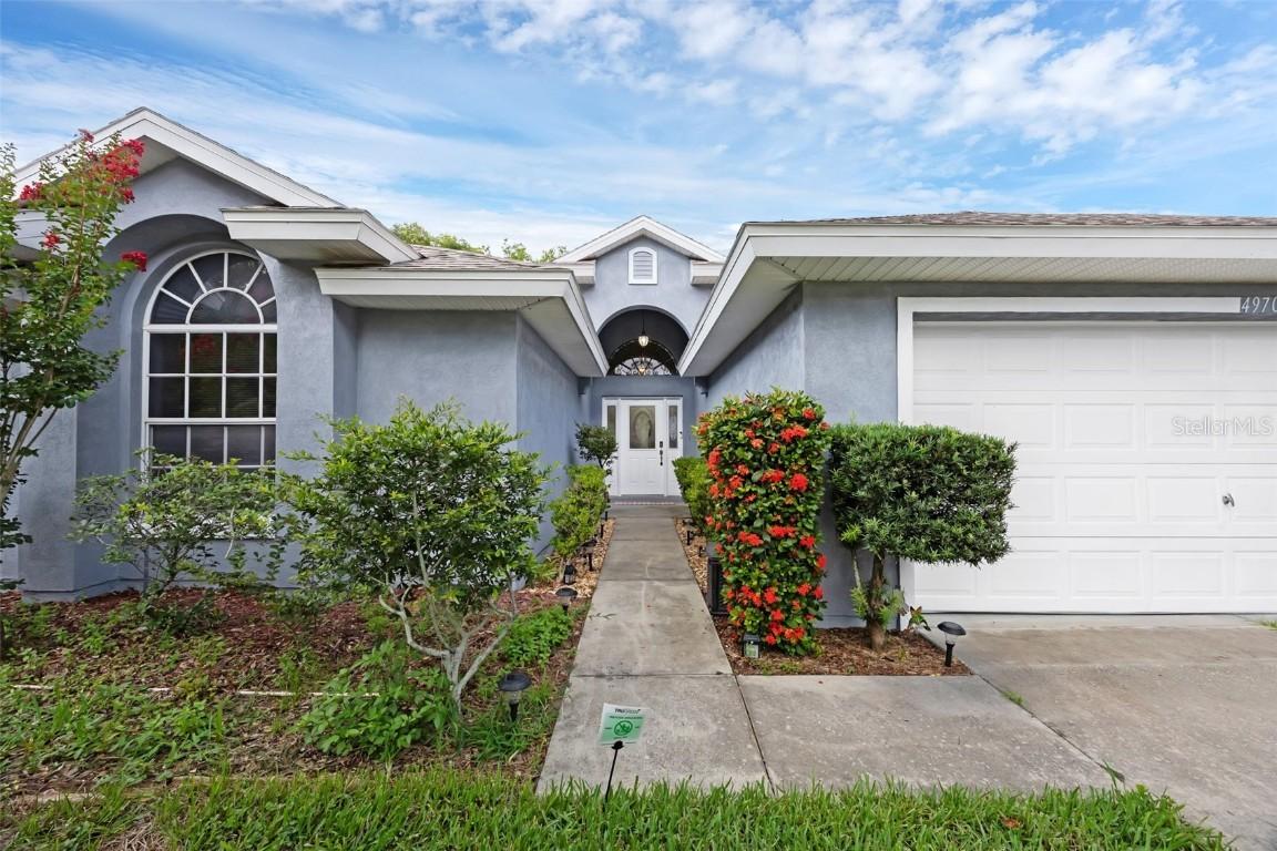 4970 Abaco Dr., Tavares, FL 32778