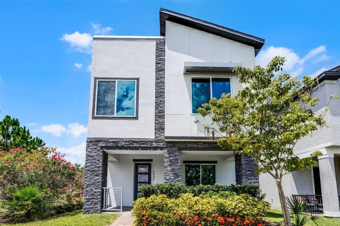 2035 White Feather Loop, Oakland, FL 34787