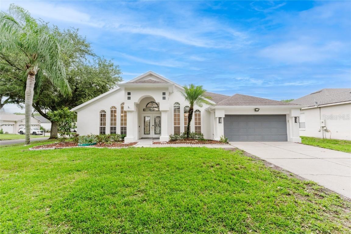 10001 Newington Dr., Orlando, FL 32836