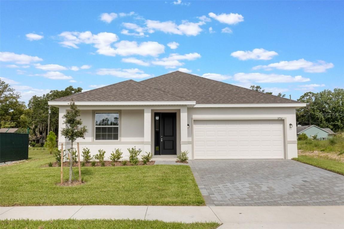 3756 Watercliff Cir., Grand Island, FL 32735