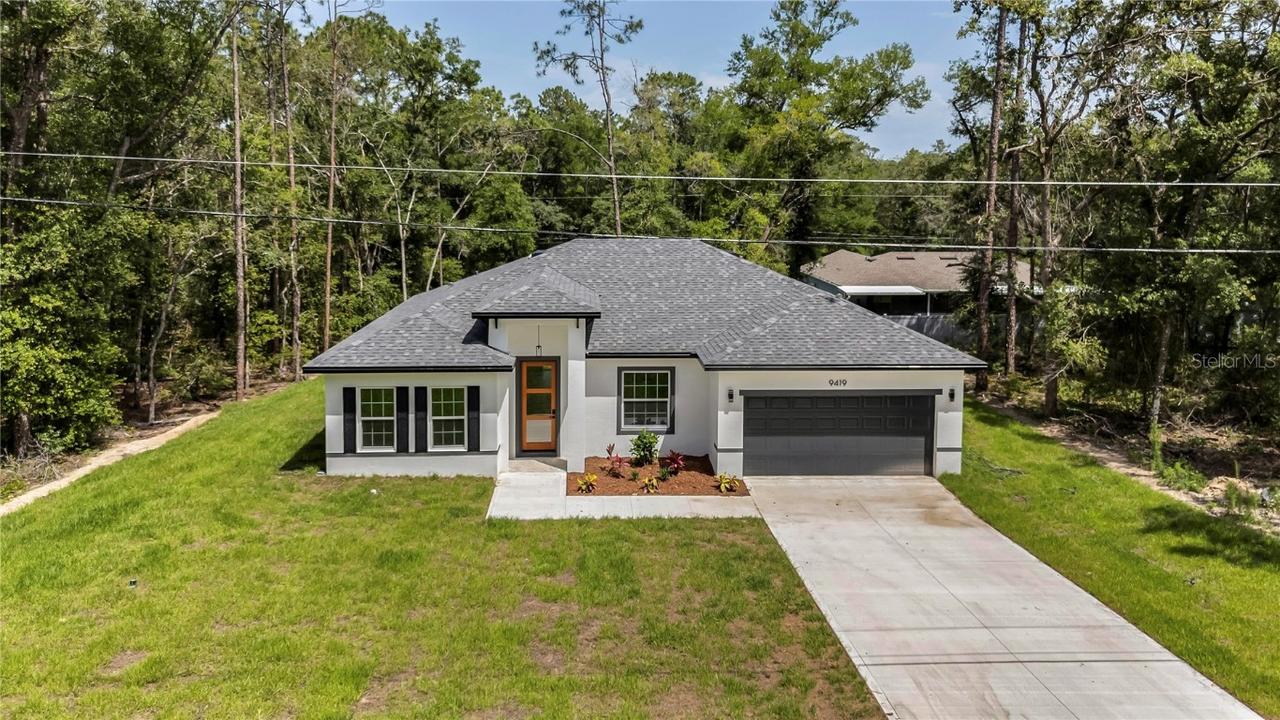 9419 N Jackson Way, Citrus Springs, FL 34434