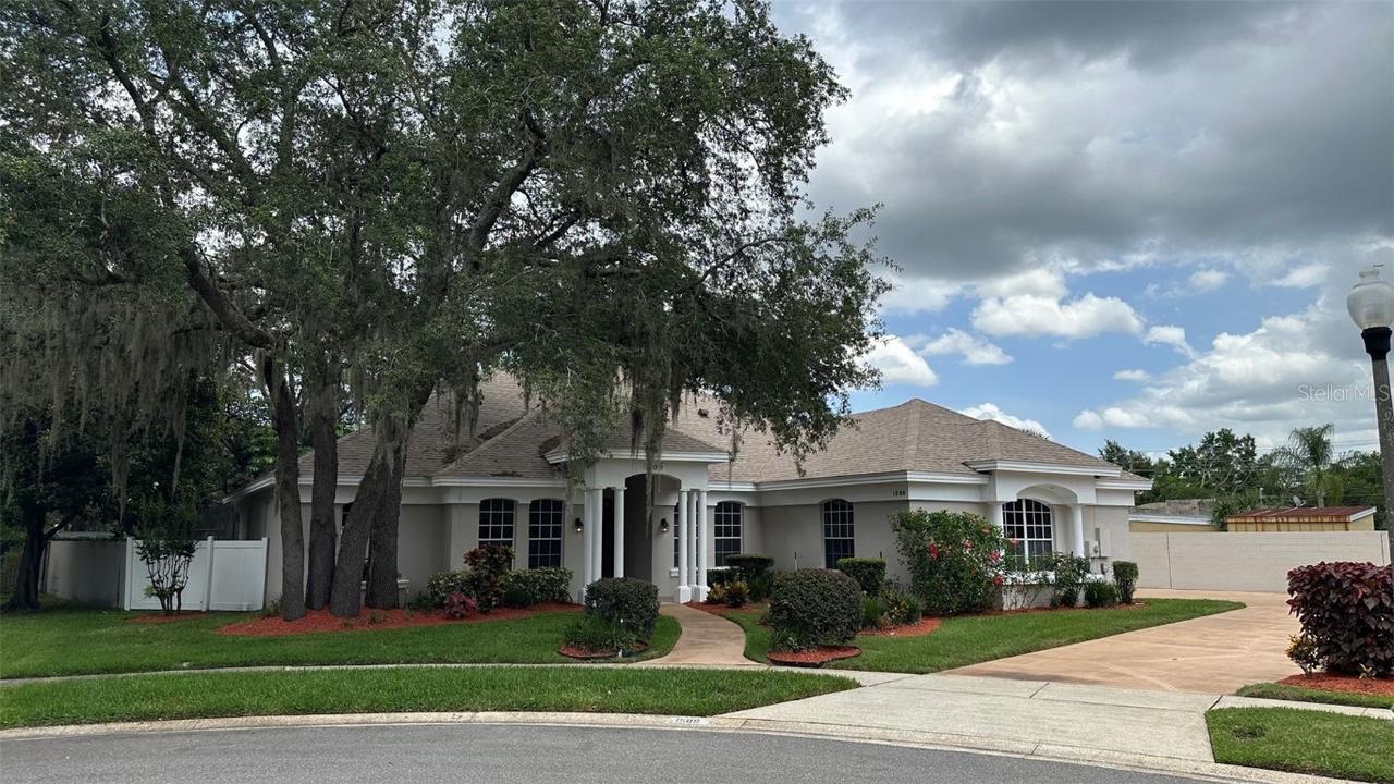1586 Antoinette Ct., Oviedo, FL 32765