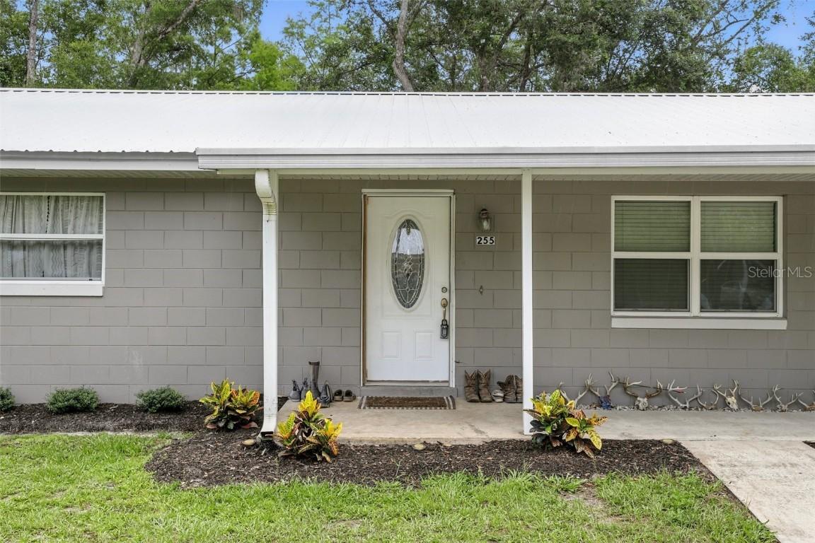 255 Belinda Dr., Deland, FL 32720
