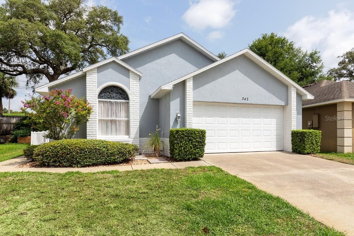 342 Lakebreeze Cir., Lake Mary, FL 32746