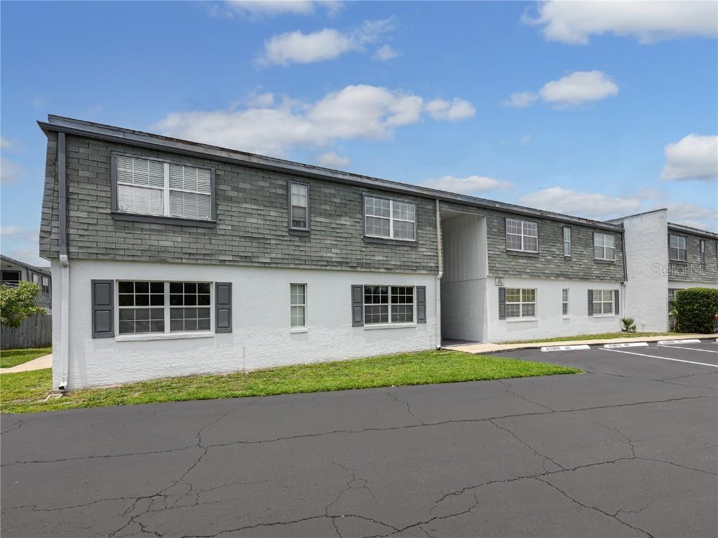 1000 S Semoran Blvd. #604, Winter Park, FL 32792