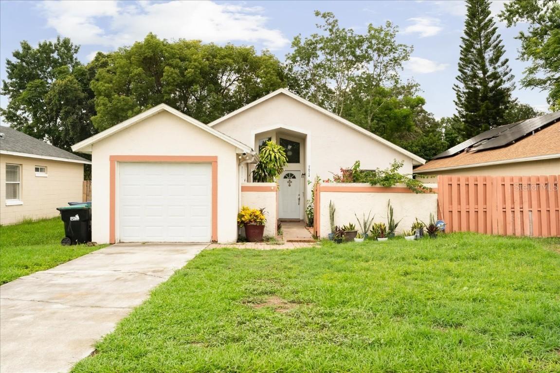 9814 Piney Point Cir., Orlando, FL 32825