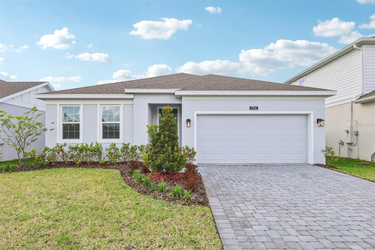 1756 Columbus Path, St Cloud, FL 34771